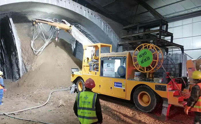 為何混凝土濕噴臺(tái)車迅猛發(fā)展？