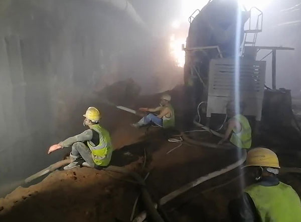 隧道用雙噴頭液壓濕噴機(jī)施工視頻