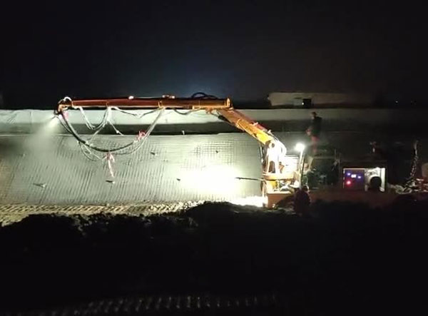 工程底盤混凝土濕噴臺(tái)車施工視頻