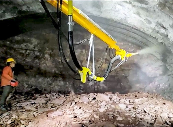 隧道混凝土濕噴機械手施工視頻