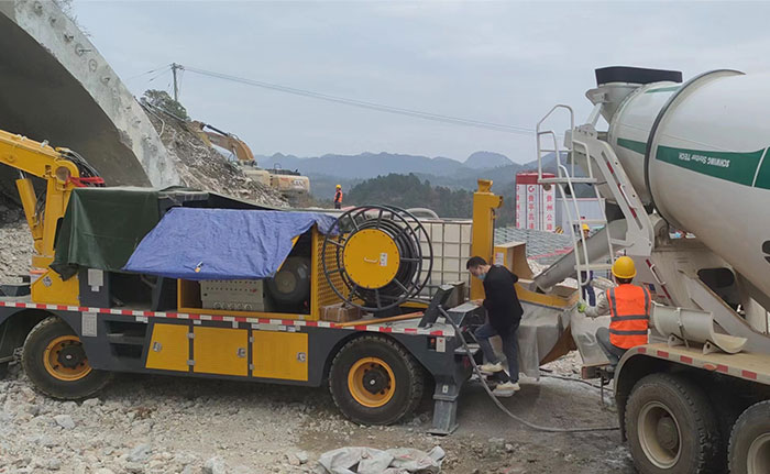 隧道濕噴機械臂施工現場-1